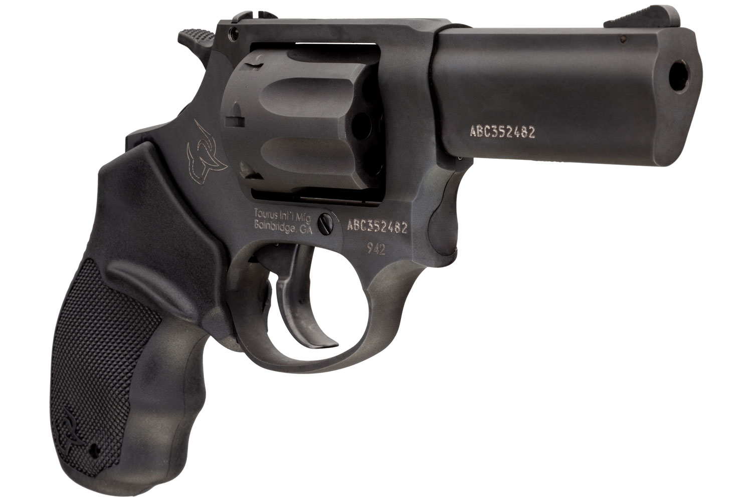 Taurus 942 3 Inch 22 LR 8-Shot Black — Superb Kit Gun 4 Taurus 942 3 Inch 22 LR eight-shot revolver, matte black with three-inch barrel, three-quarter view