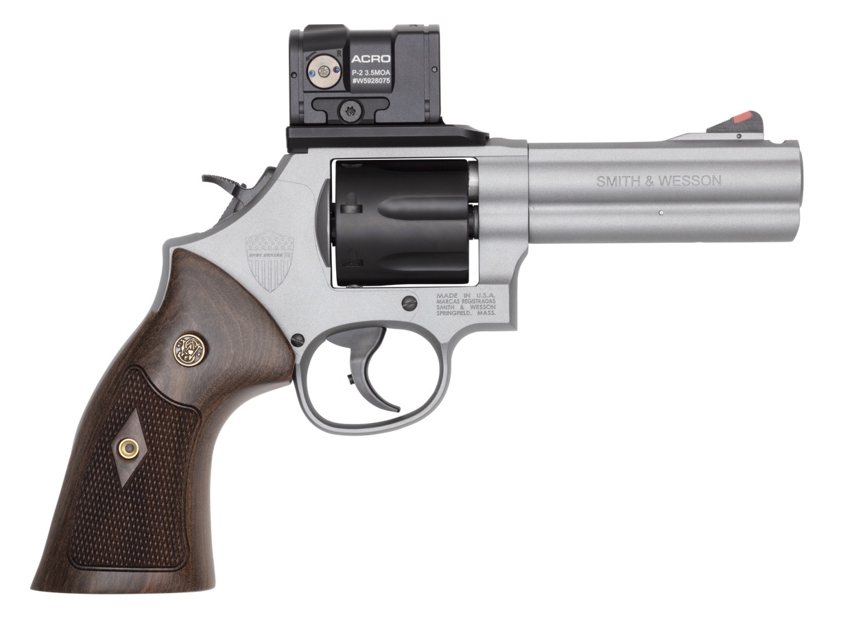Smith and Wesson 14635 686 Plus 357 Magnum | 38 Special 4.13" Titanium Cerakote Revolver